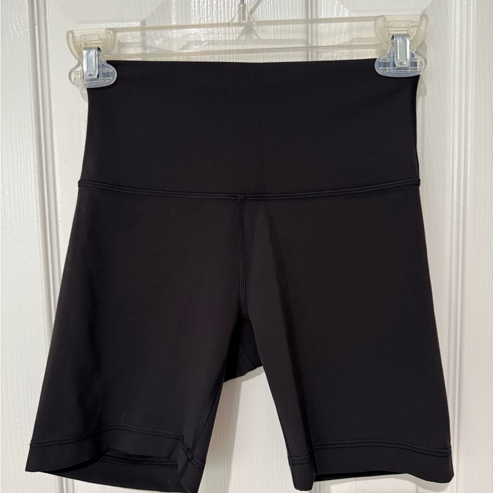 lululemon Wunder Train Shorts 6”